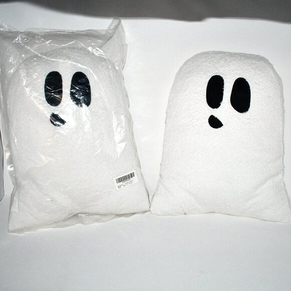 Set of 2 Halloween Ghost Pillow – Fall Decorative Throw Pillow, White, NWT Color - Picture 1 of 3